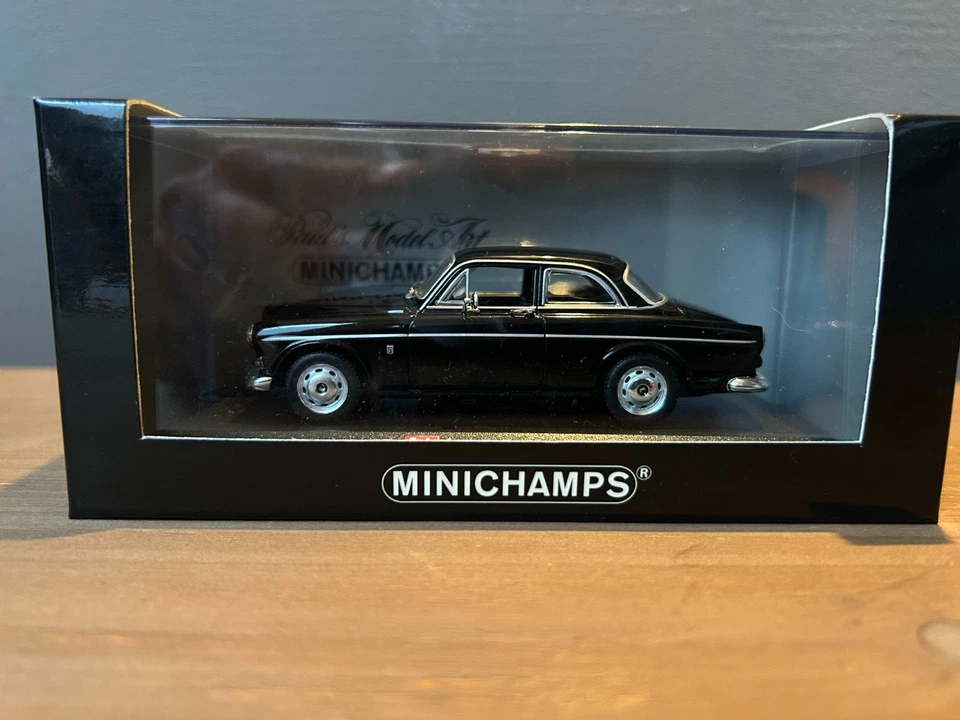 Mini Champs  VOLVO 121 1966 schwarz, 1/43, 433171004 - OVP - Bild 1 von 1