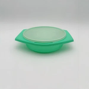 Vintage Tupperware Aqua Green Servalier Bowl #786-4 w/ Lid 9” Round Storage USA - Picture 1 of 11