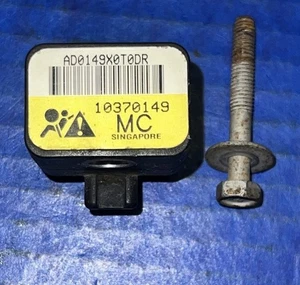 05-06 Silverado Yukon Escalade Tahoe Front Sensor OEM 10370149 Or 15103522 - Picture 1 of 2