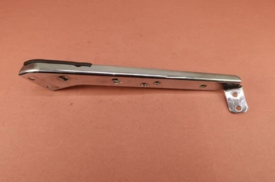 Harley-Davidson Road Glide 2000-2006 FLTRI guardabarros derecho soporte cromo Foto 1 de 4