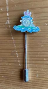 VINTAGE ROYAL ARTILLERY - ENAMEL / METAL LAPEL STICK PIN BADGE - Picture 1 of 2