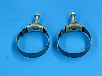 Abrazaderas de radiador superiores Wittek 2 1/16 sin fecha Corvette Camaro Chevelle chevy NOS Foto 1 de 4