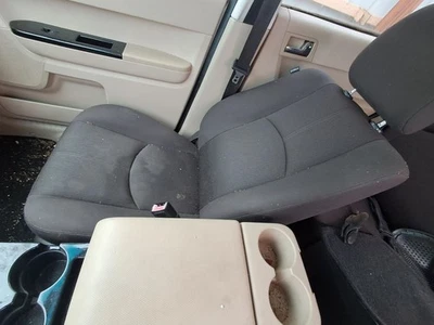 Passenger Front Seat Bucket  Manual Cloth Fits 08 MAZDA TRIBUTE 2545070 Foto 1 de 4