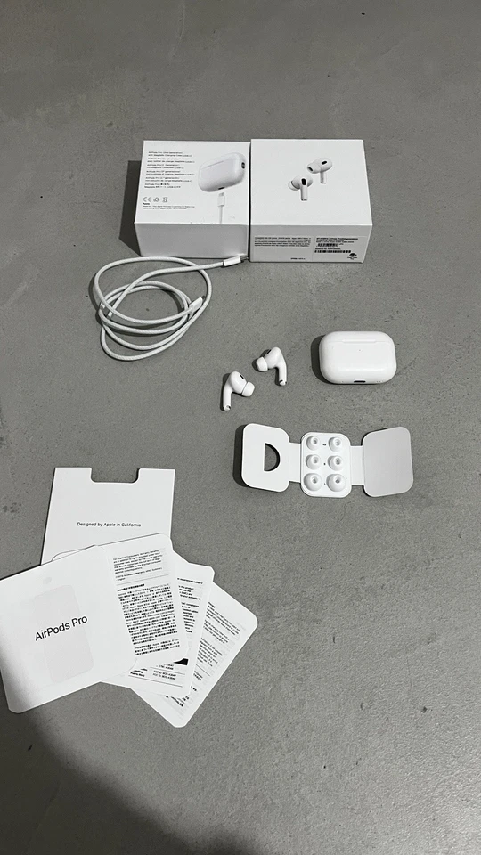 Apple AirPods Pro 2. Generation MagSafe USB-C Headset In-Ear Kopfhörer weiß NEU! - Bild 1 von 4