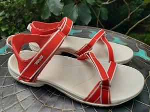 Teva Verra Sandalen Gr. 41 in Weiß Orange-Rot für schick und auch zum Wandern  - Bild 1 von 12
