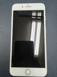 Apple iPhone 7 Plus MNR62LL/A - 32 GB - Plateado - Imagen 1 de 3