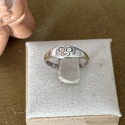 James Avery Sterling Silver Size 5.5 Ring Butterfly Imprint - Image 1 of 4