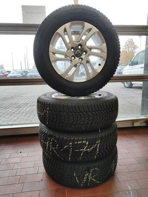 Original Volvo XC60 Winterräder Winterreifen 7,5J x 17H2 ET55 31429693 RS#46 - Bild 1 von 4