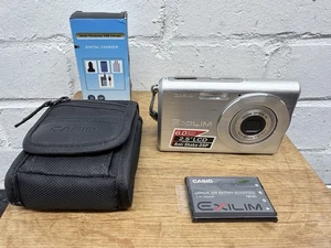 Casio Exilim EX-Z65 6.0MP Digital Camera Silver Tested - PLEASE READ - Picture 1 of 12