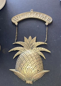 VINTAGE Solid Brass Pineapple Welcome Sign Door Hanging Plaque 11” X 6.5” - Picture 1 of 4
