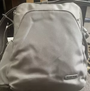 Travelon Anti-theft Classic Travel Bag, Tan - Picture 1 of 7