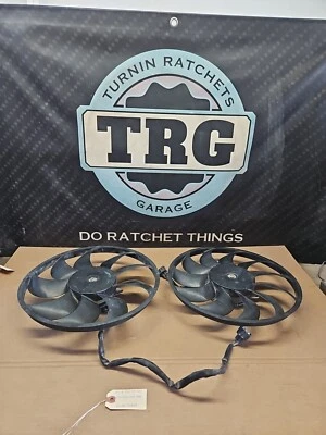 Par de ventiladores de refrigeración del motor Nissan 370z Infiniti G35 G37 07-19 (2) 21486-JK60A Foto 1 de 4