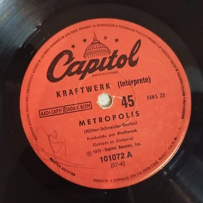 Kraftwerk Metropolis / The Model El Modelo 7" Argentina 45 rpm vinyl record - Image 1 of 4