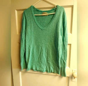 Long sleeved womens wool sweater; size L - Picture 1 of 3