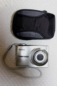 Kodak Silver Easyshare C1013 - 10,3 megapíxeles - zoom óptico 3X - Imagen 1 de 11