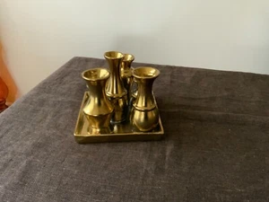 6 Keramik Knospenvasen unten am Tablett befestigt Goldfarbe eckig - Bild 1 von 9