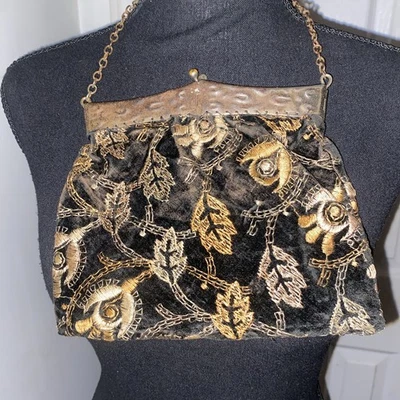 Antiguo Vintage Años 20 30 Terciopelo Floral Otoño ~ Bolso Monedero Joyas Cierre Triángulo Foto 1 de 4