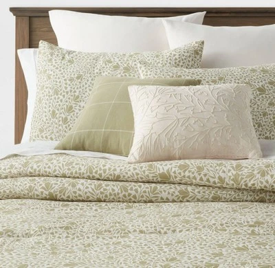 8pc Queen Floral Comforter Set Green - Threshold - Image 1 of 4