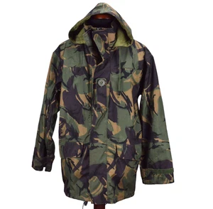 British Army Military DPM Woodland Jacket 180/96 M Reg MVP Gore Tex Zip Hooded - Imagen 1 de 12