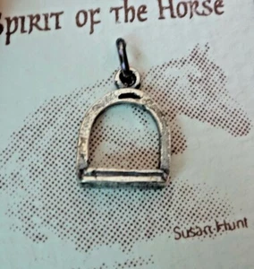 Sterling Silber 3D 14x11 mm Pferd Steigbügel Tack Charm - Bild 1 von 3