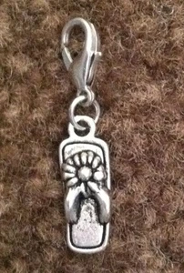 Sandal Flower Tibetan Silver Charm Bookmark Bracelet Scrapbooking 5/8 x 1/4" - Picture 1 of 1