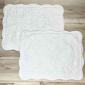 Pair (2) Martha Stewart Collection Quilted White Shams, Scalloped,Embroidered - Picture 1 of 6