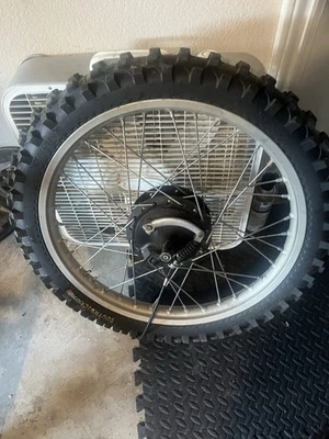 Rueda delantera Kx 450 1973-1974 Foto 1 de 2