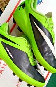 Nike Hypervenom Phantom Soccer/Football Cleats SZ 5Y Women's 6.5 Vibrant Yellow - Picture 1 of 4