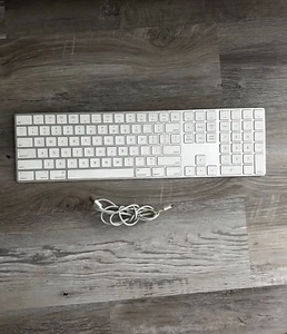Apple Magic Keyboard with Numeric Keypad (Model A1843) – OEM, White - Picture 1 of 3