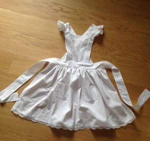 Victorian/Edwardian/WWI Style Maid/waitress full apron with lace and wings - Picture 1 of 2