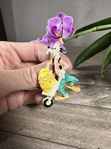 Vintage WDP Walt Disney Productions Goofy RARE Enamel Brooch Pin Easter - Picture 1 of 17