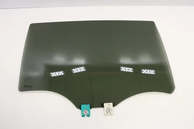 2020 - 2025 CHRYSLER VOYAGER PORTA TRASEIRA DIREITA DESLIZANTE JANELA VIDRO MATIZ PRETO FABRICANTE DE EQUIPAMENTO ORIGINAL - Imagem 1 de 4