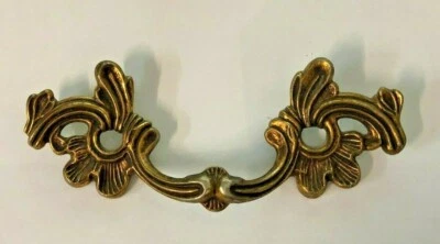 French Provincial Pull 2.5" Center 6" overall #10081 - Image 1 of 3