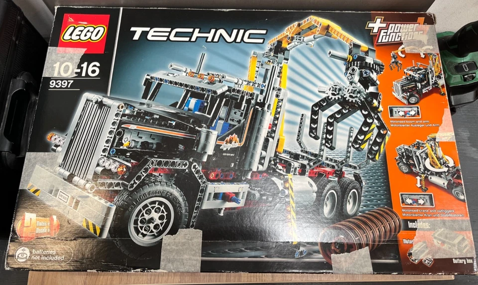 LEGO Technic  9397 Le Camion Forestier - Photo 1/3