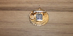 WONDERFUL MIDCENTURY TELEPHONE CHARM FOR BRACELET OR NECKLACE - Picture 1 of 4