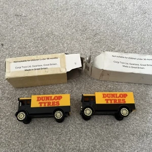 Two CORGI DUNLOP TYRES VAN 1:76 die cast model - Picture 1 of 4