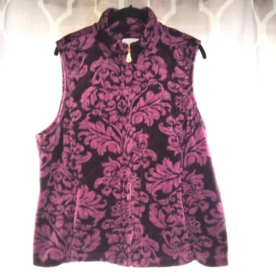 Женский стеганый флисовый жилет Charles Club 1X с фиолетовым цветочным узором и карманами на молнии - Изображение 1 из 4