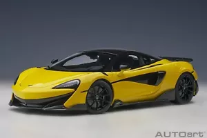 Modelo de coche McLaren 600LT siciliano amarillo y compuesto de carbono 1/18 de AUTOart 76082 - Imagen 1 de 10