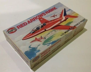 Airfix Red Arrows Hawk 1:72 (pre-owned,boxed+contents) - Picture 1 of 5