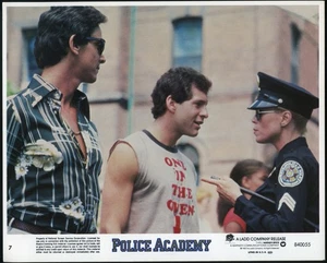 POLICE ACADEMY - 10"x8" Lobby Card #7 - An ORIGINAL from 1984 (Not a Reprint) - Foto 1 di 1