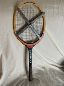 Donnay Borg Tennis Racquet. 3 7/8 inch Grip Vintage Tennis Racket with Clamp - Picture 1 of 10