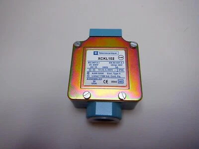 Telemecanique XCKL102 Limit Switch - Image 1 of 2