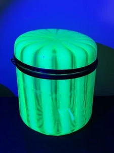 English Uranium Vaseline Biscuit Jar Victorian - Picture 1 of 8