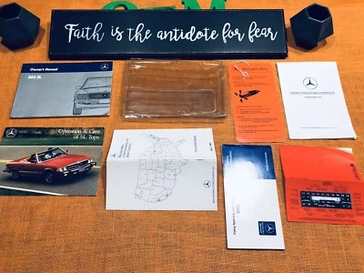 1988 MERCEDES BENZ 560SL 560 SL OWNERS MANUAL SET TYPE 107 EDT C *RED TAB* RARE - Image 1 of 4