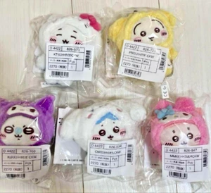 sanrio × chiikawa Characters Mascot Holder complete set 2025 Hello Kitty - Picture 1 of 2