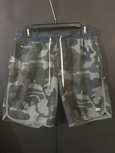 VUORI Navy Camo Athletic Kore 7” Inseam Size L Dark Camo Pockets Swim Shorts - Picture 1 of 5