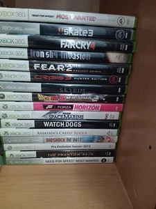 Microsoft Xbox 360 E Konsole Schwarz 1538 (funktioniert) - Bild 1 von 2