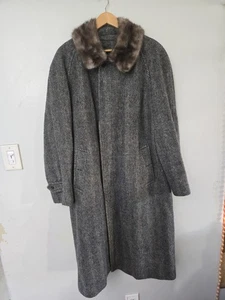 Burberrys Shetland Tweed Fur Trim Long Coat Luxury classic design Mens 52 *flaw* - Picture 1 of 20