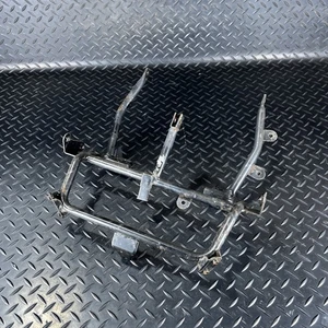 ♻️ 2019 LEXMOTO LXR 125 SY-10 - FRONT CLOCK BRACKET - Picture 1 of 6