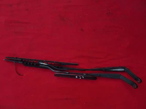 Wischerarme vorne re + li Honda Civic EK3 EJ9 EK4 Bj. 1996-2001 - Picture 1 of 1